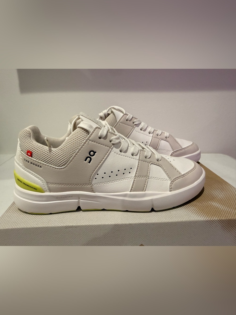 On Cloud THE ROGER Clubhouse Sand/Zest Low Top Lace-Up Athletic Sneakers Size 8W - Picture 2 of 7